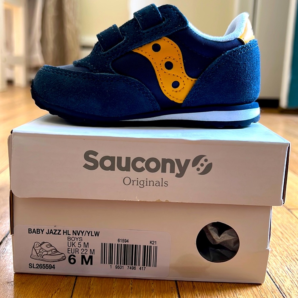 NEW IN BOX Baby Saucony